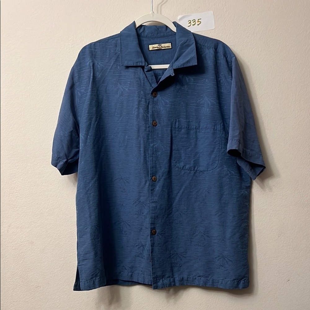 Tommy Bahama Blue Casual Button Down Shirt silk 335
